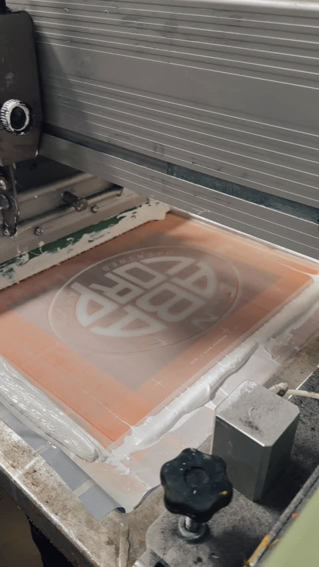 End of the week. Still applying pressure. ๐ฅ๐จ๏ธ #screenprinting #manufacturing #printtoaster #customshirts
