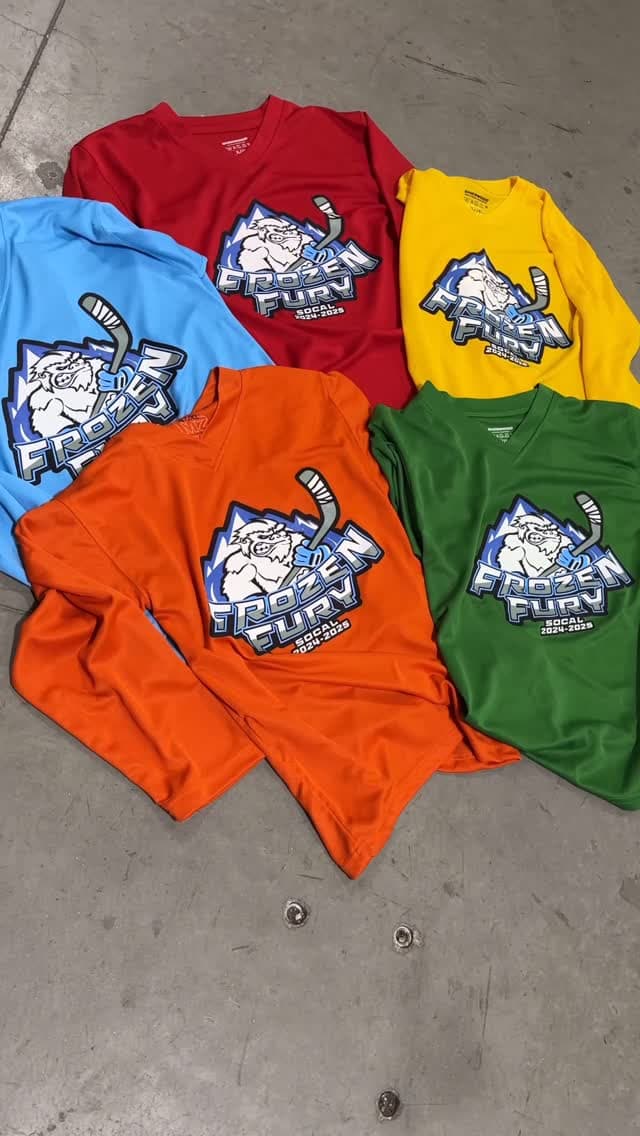 Frozen Fury got that ice ice baby ❄️🩵 Beautiful 5-color screen print on some custom hockey jerseys. Print with us! ❤️🔥 #cust...