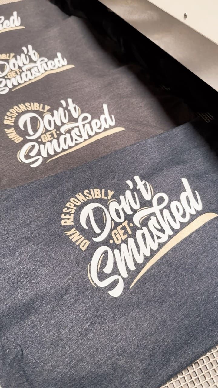 Dink Responsibly๐ฅ๐ Simple & Clean 3 color Screenprint โ
๐ฅ #screenprinting #embroidery #dtg #laccrosse