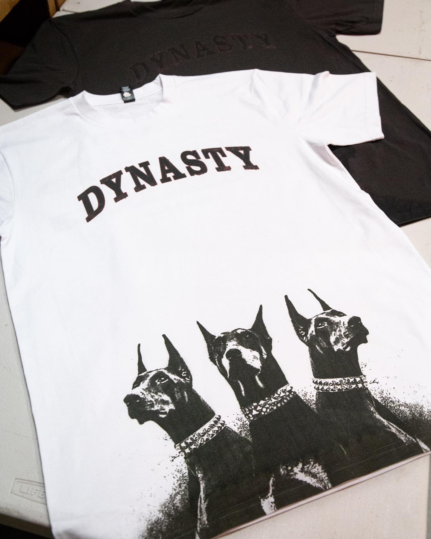 🐕 . . . #screenprinting #screenprint #screenprinted #custommerch #customapparel #customapparels #print #printshop #printondem...