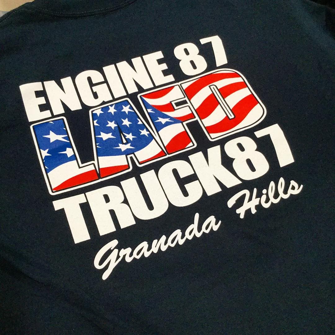 Salute to @losangelesfiredepartment Granada Hills. ๐บ๐ธโ๐ฅ Thank you for everything you do! #ktgprinting #lafd #engine87 #truck87