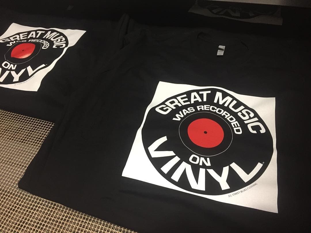 Happy Monday! This one brings us back to the Good Ole Days🎙🎛.. #KTGprinting #NoDaysOff