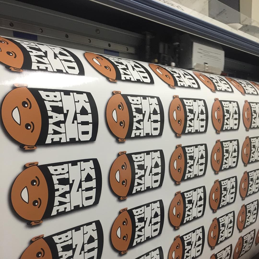 Heavy Production for our boys @kidnblaze 🚂💨💨💨💨 Thanks for the fatty order📦📦📦 #ktgprinting #screenprinting #flywithus #summers...