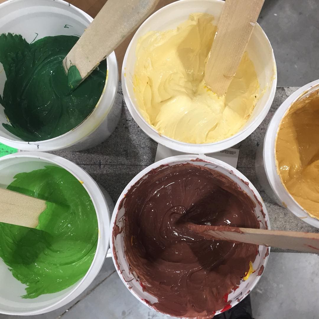 Custom Pantone Mixing on Point🎨👌🏽